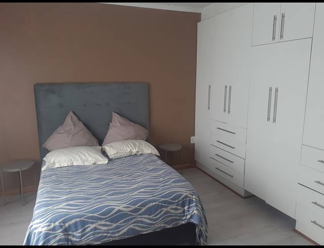 3 BEDROOM FREEHOLD FOR SALE IN TIRYVILLE